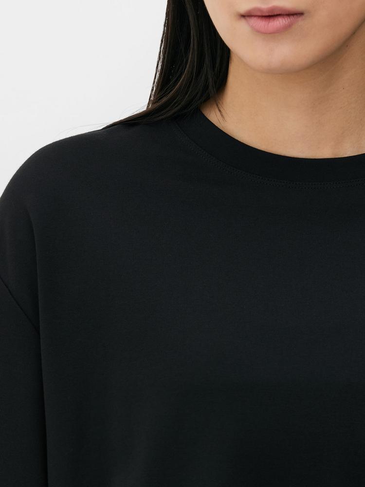 WOMEN OVERSIZED CREW NECK T-SHIRT